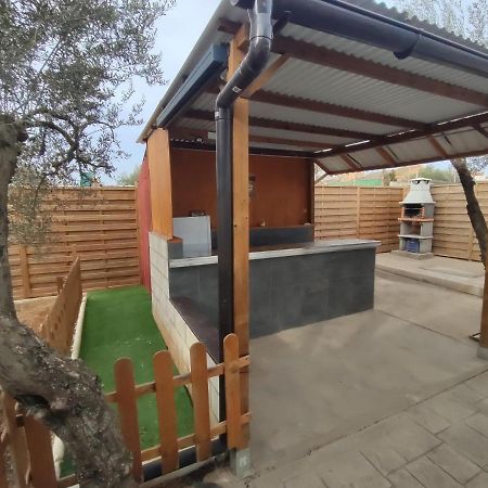 Chalet En El Aljarafe A 15 Min De Sevilla Exterior photo